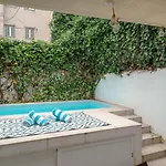 Cozy 1br, Private Terrace & Pool - Estrela | By Airnest Апартаменти