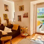 דירה Cozy 1br, Private Terrace & Pool - Estrela | By Airnest ליסבון